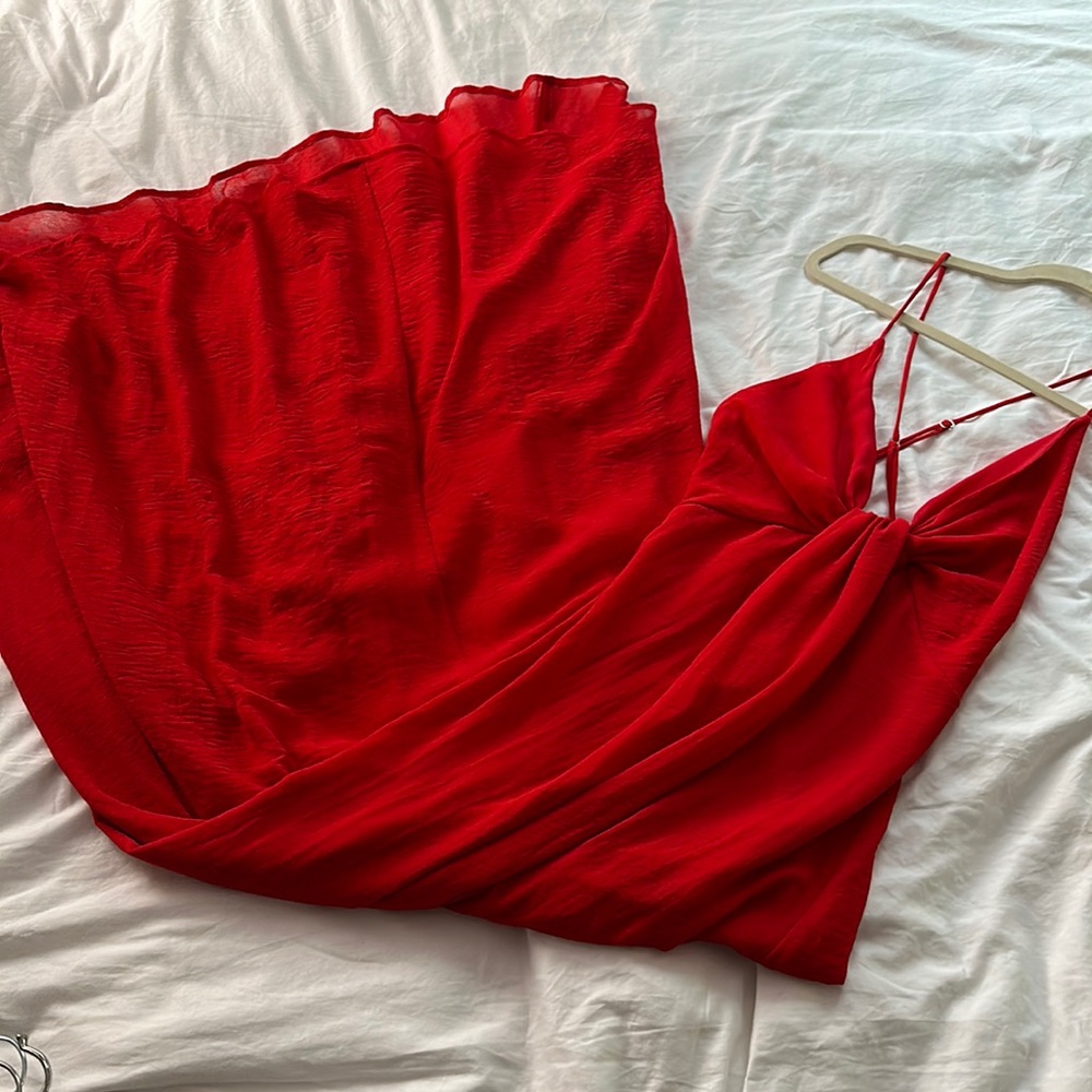 South Moon Under Red Lightweight Gown